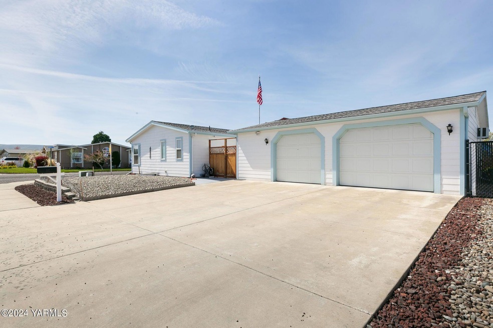 6901 Perry Ct, Yakima, WA