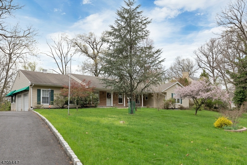 918 Charlotte Rd unit 28, Plainfield, NJ 07060 - photo 1