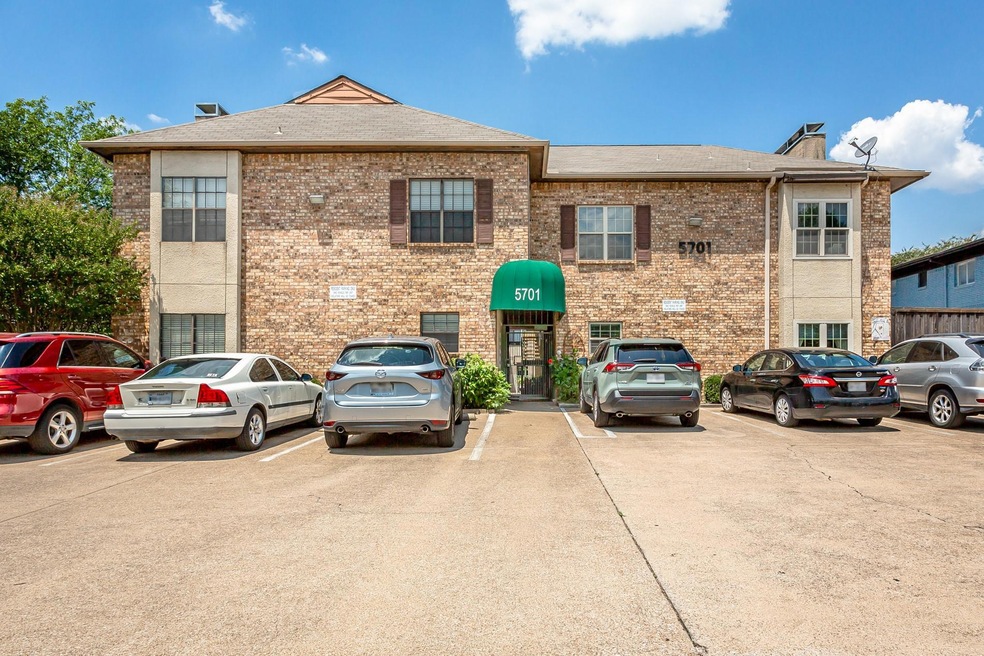 5701 Gaston Ave unit 4, Dallas, TX 75214 - photo 1