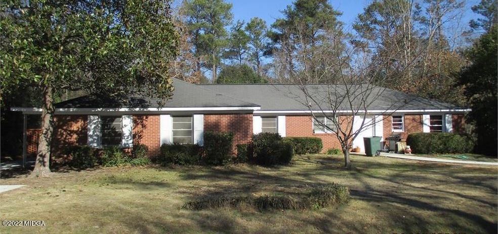 2871 Audubon Cir.