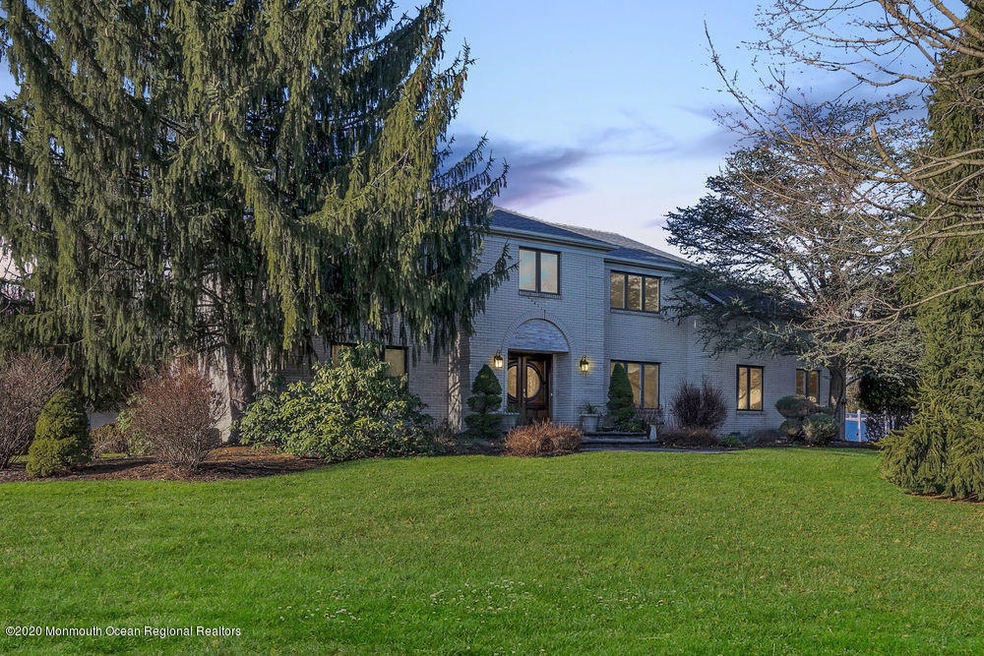 10 Candlelight Dr, Holmdel, NJ 07733 - photo 1