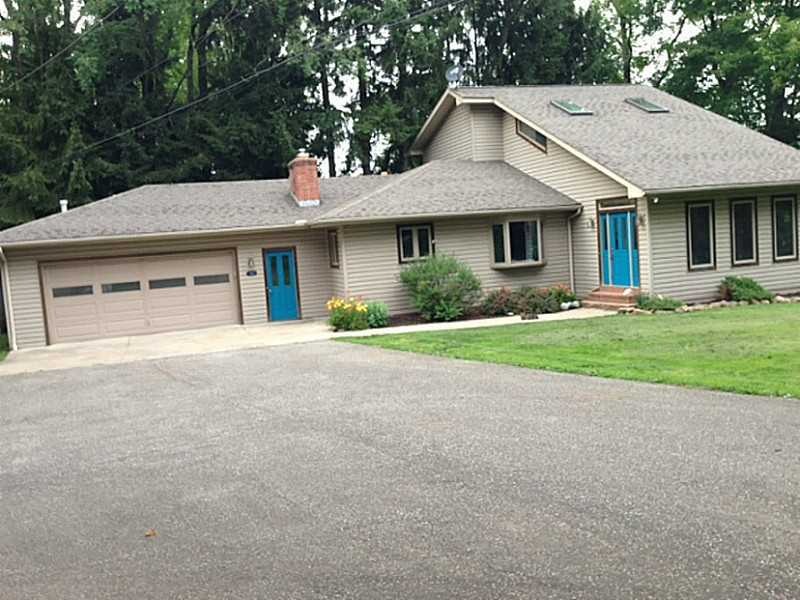 304 Raspberry Ln, Edinboro, PA 16412 - photo 1