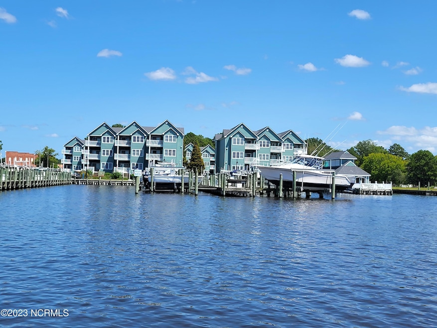 2101 Day Beacon Dr, Belhaven, NC 27810 - photo 1