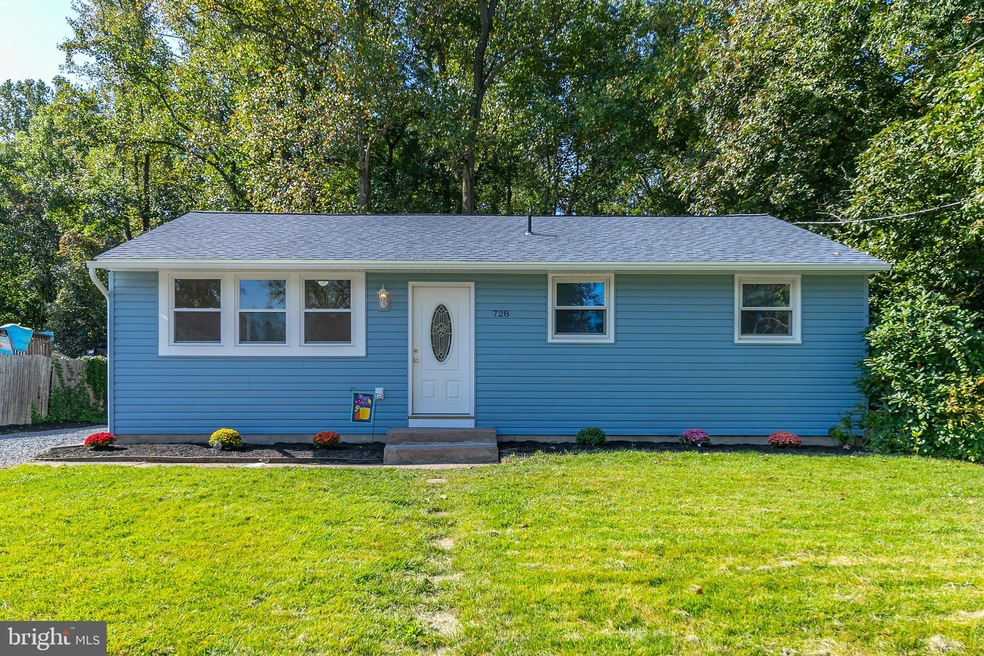 728 Roberts Ave, Lindenwold, NJ 08021 - photo 1