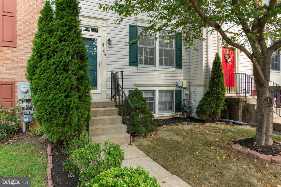 8604 Pine Meadows Dr, Odenton, MD 21113 - photo 1