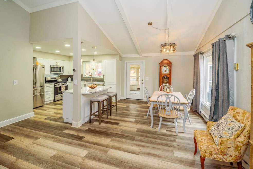 For Sale $399,900 • Co-Listing Agent