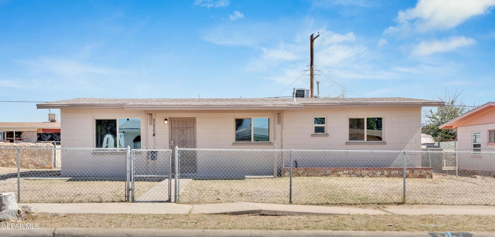 1114 Hawaii St, El Paso, TX 79915 - photo 1
