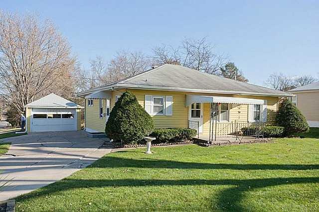 4201 SW 5th St, Des Moines, IA 50315 - photo 1