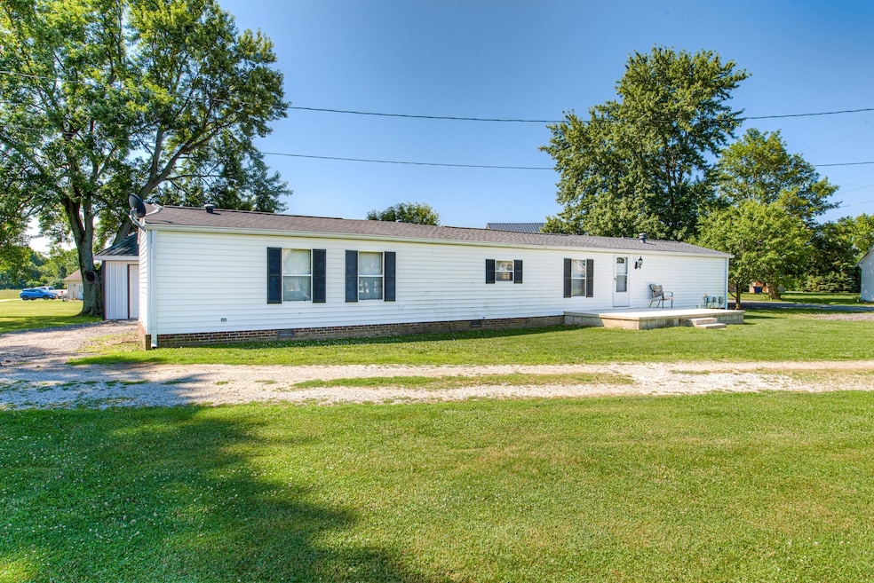 325 S John St, Atlanta, IN 46031 - photo 1