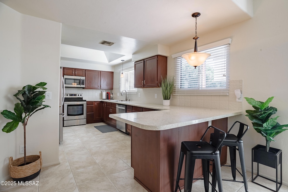 722 W Annandale Way, Tucson, AZ 85737 - photo 1