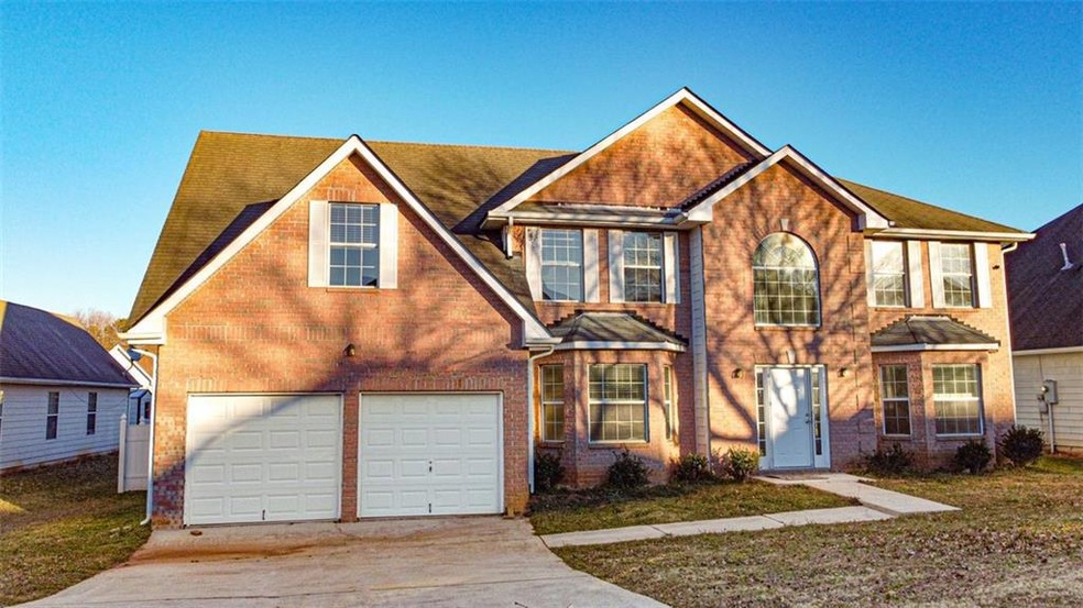 9486 Creekside Rd, Jonesboro, GA 30236 - photo 1