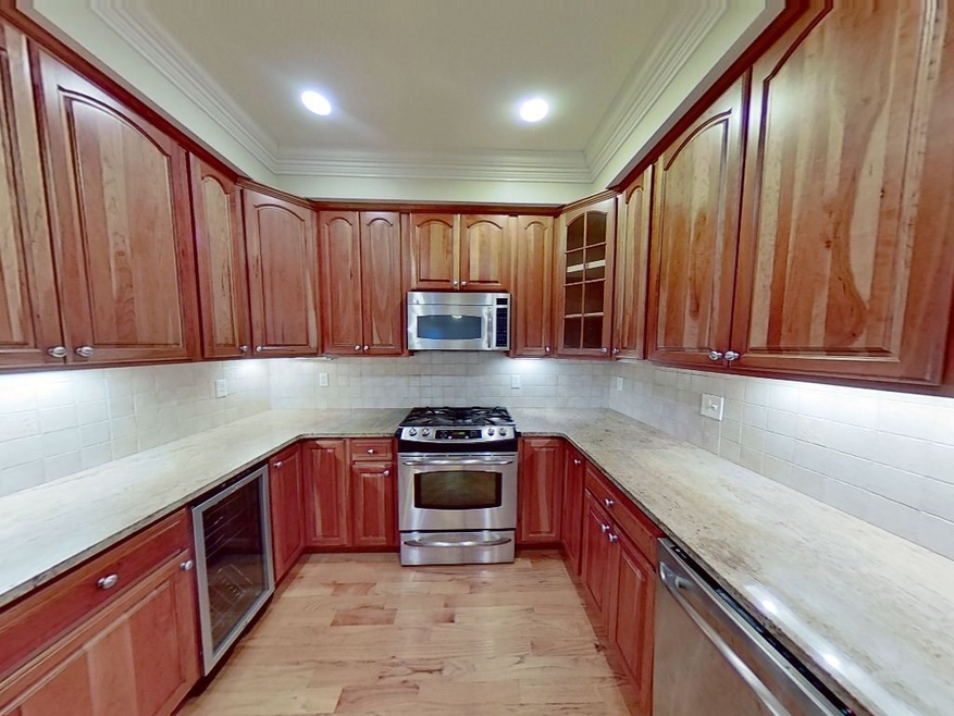 95 W 7th St unit 1, Boston, MA 02127 - photo 1