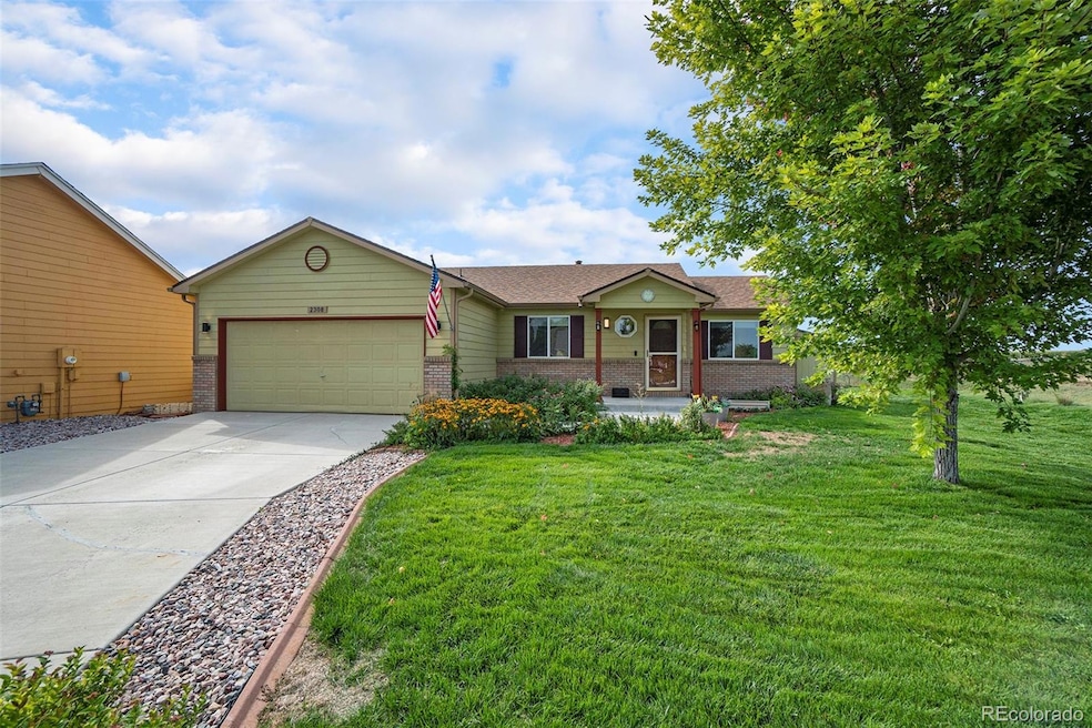 2308 Alysse Ct, Johnstown, CO 80534 - photo 1