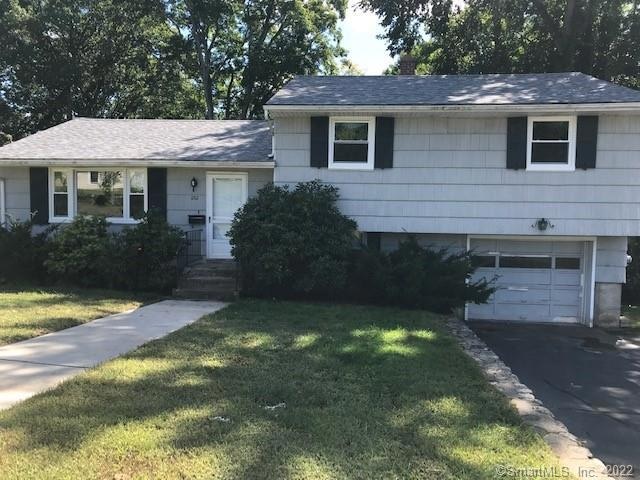 282 Pearl Lake Rd, Waterbury, CT 06706 - photo 1