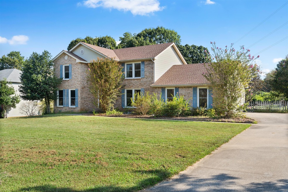 Welcome to 241 Blair Dr! This Could Be Your New Home! 