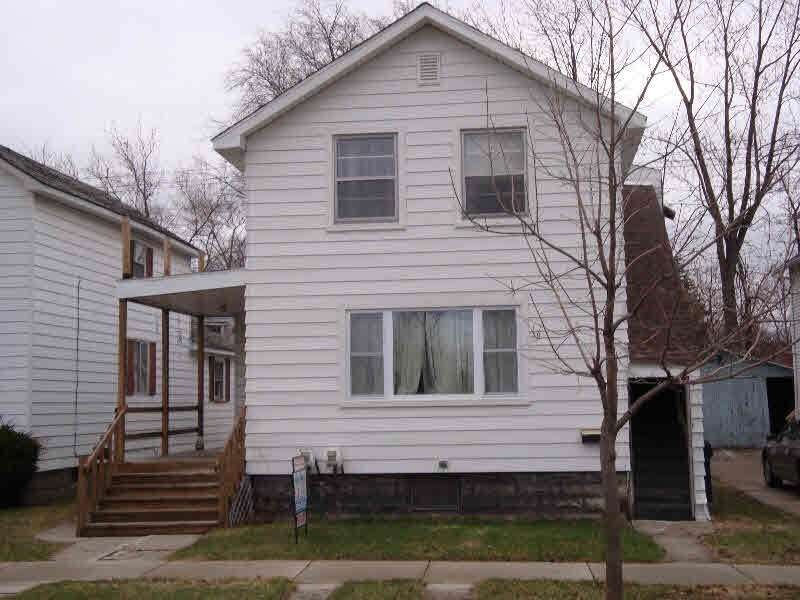 316 N Jackson St, Bay City, MI 48708 - photo 1