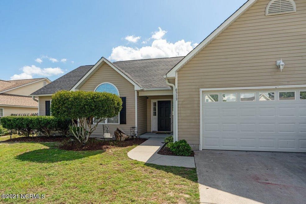 6313 Stapleton Rd, Wilmington, NC 28412 - photo 1