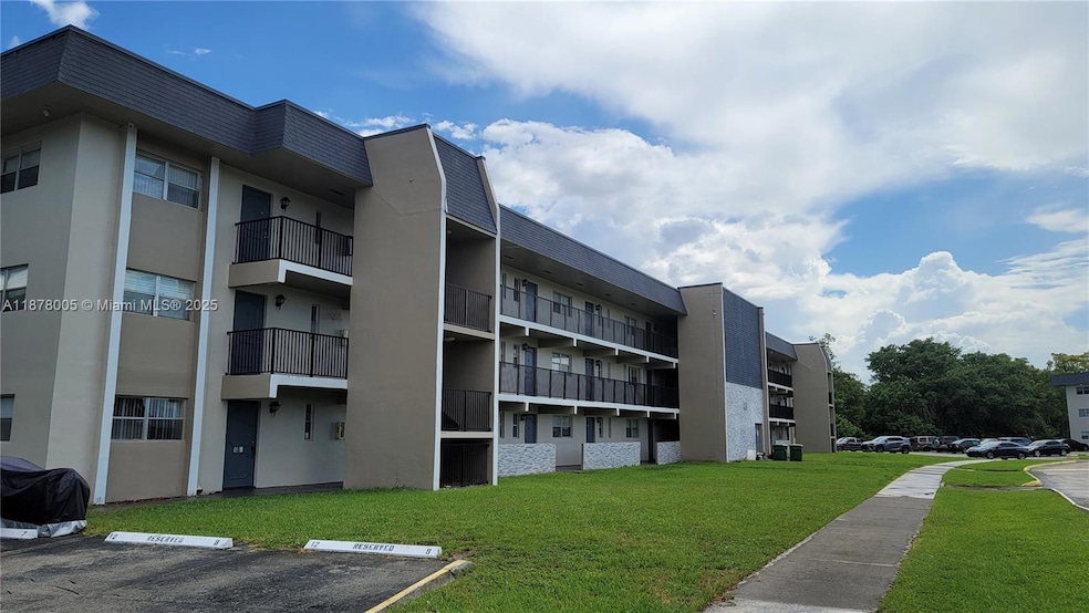 For Rent $1,700/month