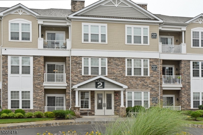 2303 Pierce Ln unit 3, Wharton, NJ 07885 - photo 1