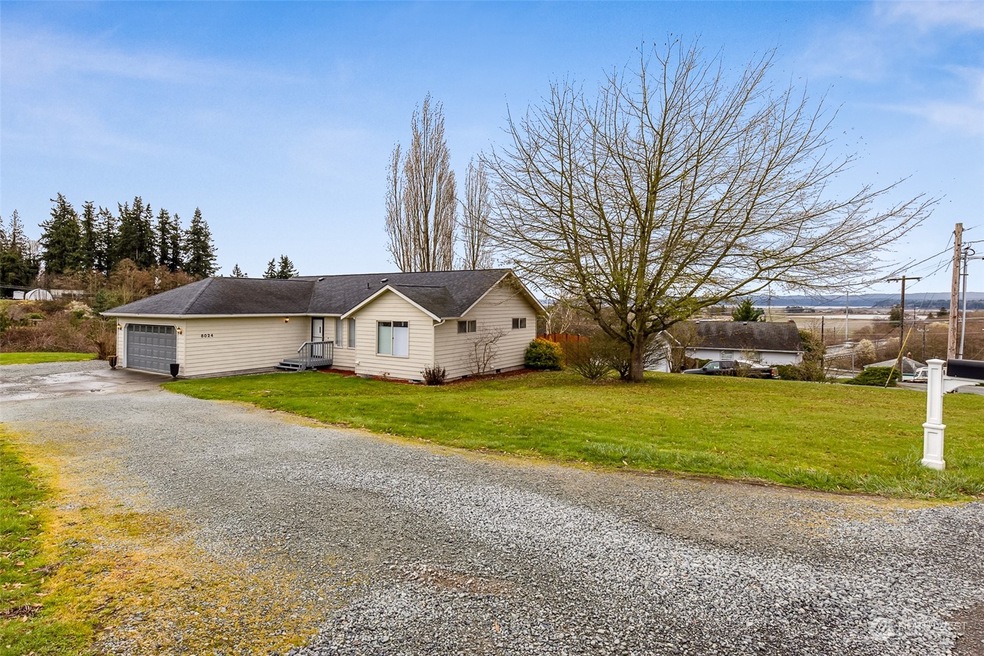 8024 Olympic View Place NW, Stanwood, WA 98292 - photo 1