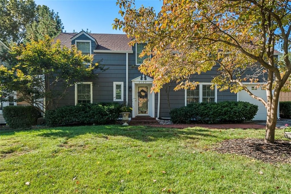 2105 W 50th Terrace, Mission, KS 66205 - photo 1