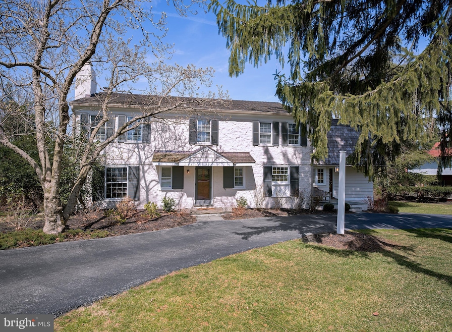 Sold $1,375,000 • Co-Listing Agent