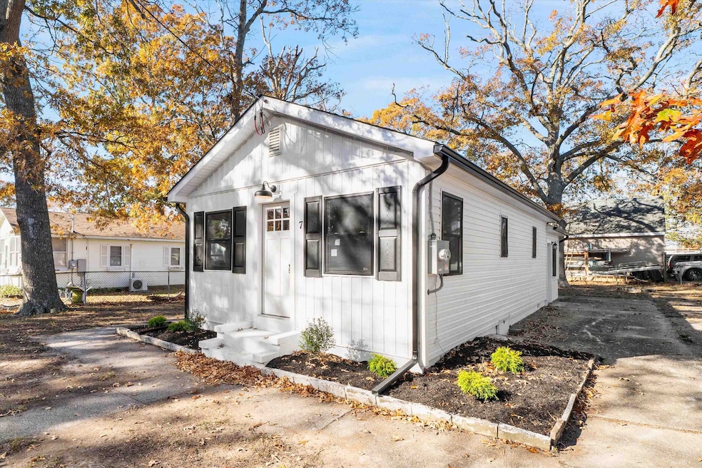 7 Tulip Ave, Villas, NJ 08251 - photo 1