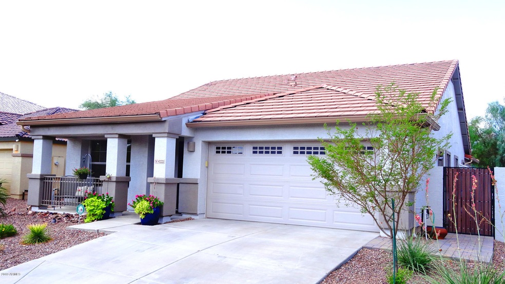 Exterior 1