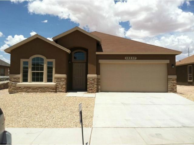 14257 Desert Sky Dr, Horizon City, TX 79928 - photo 1