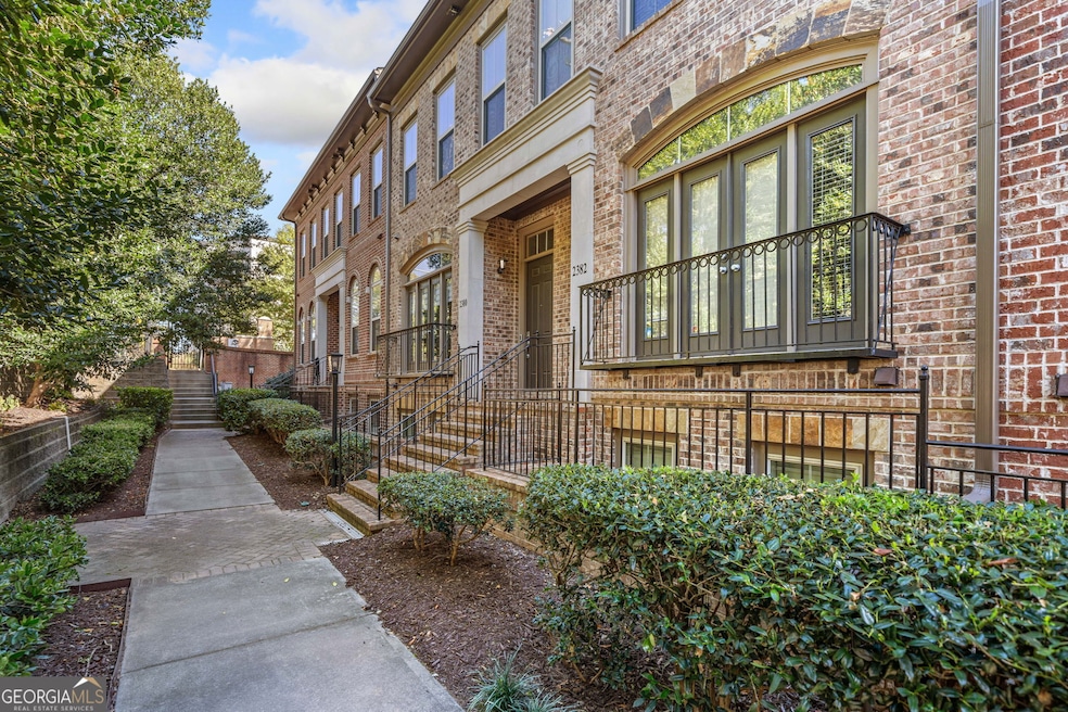 Beautiful Brownstone Townhome!