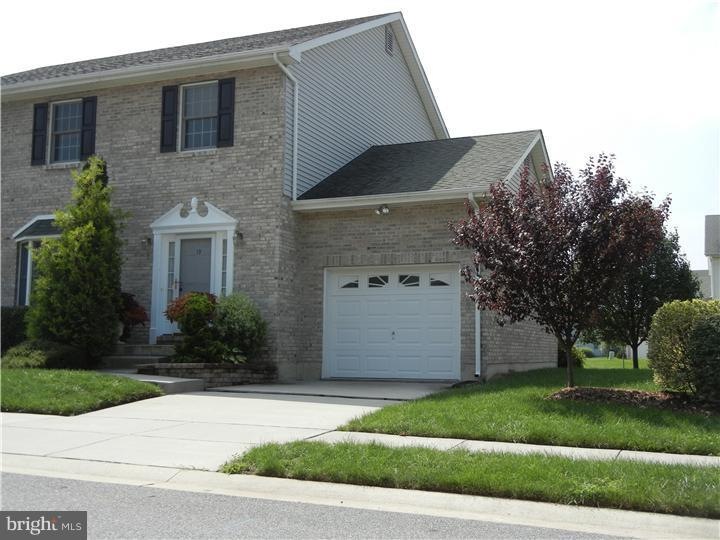 19 Dynasty Dr, Bear, DE 19701 - photo 1