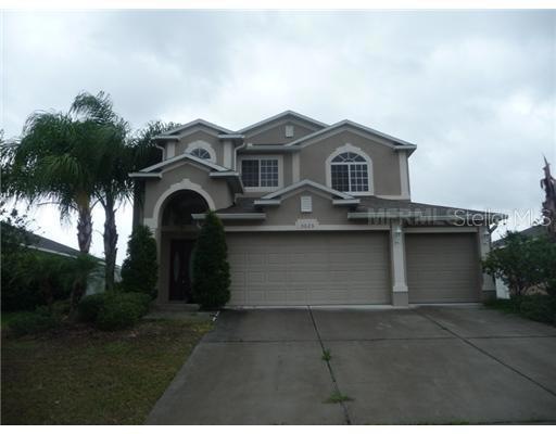 5025 Tempic Dr, Mount Dora, FL 32757 - photo 1