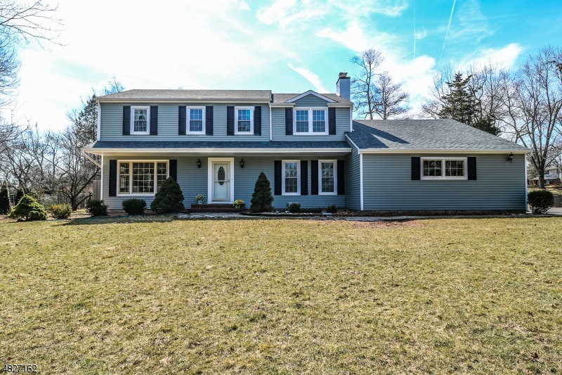 555 Wren Way, Branchburg, NJ 08876 - photo 1