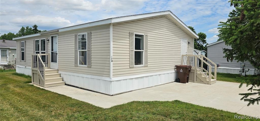 7102 Highlander Cir, Alma, MI 48801 - photo 1