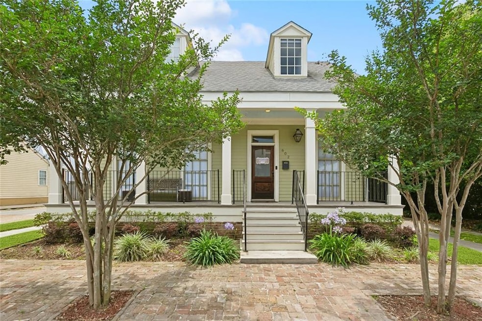 Exterior Front has Tree Lined Brick Sidewalk, Attr