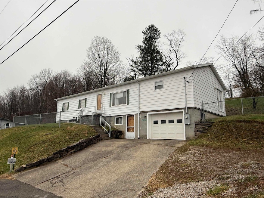 40 Bine St, Fairmont, WV 26554 - photo 1