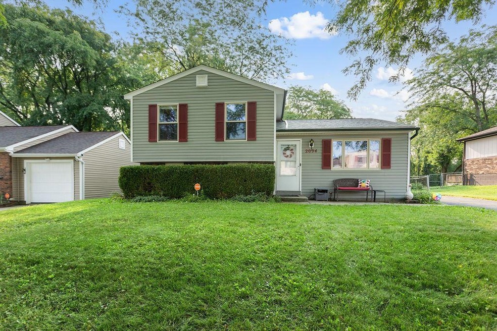 2094 Summer Breeze Dr, Columbus, OH 43223 - photo 1