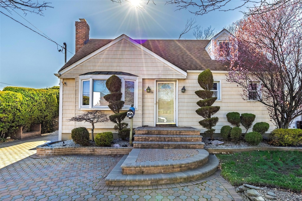 16 Ocean Ave, Bellmore, NY 11710 - photo 1