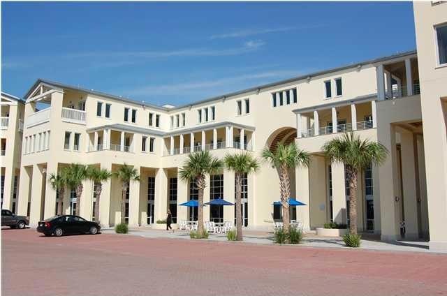 Lyceum Condos