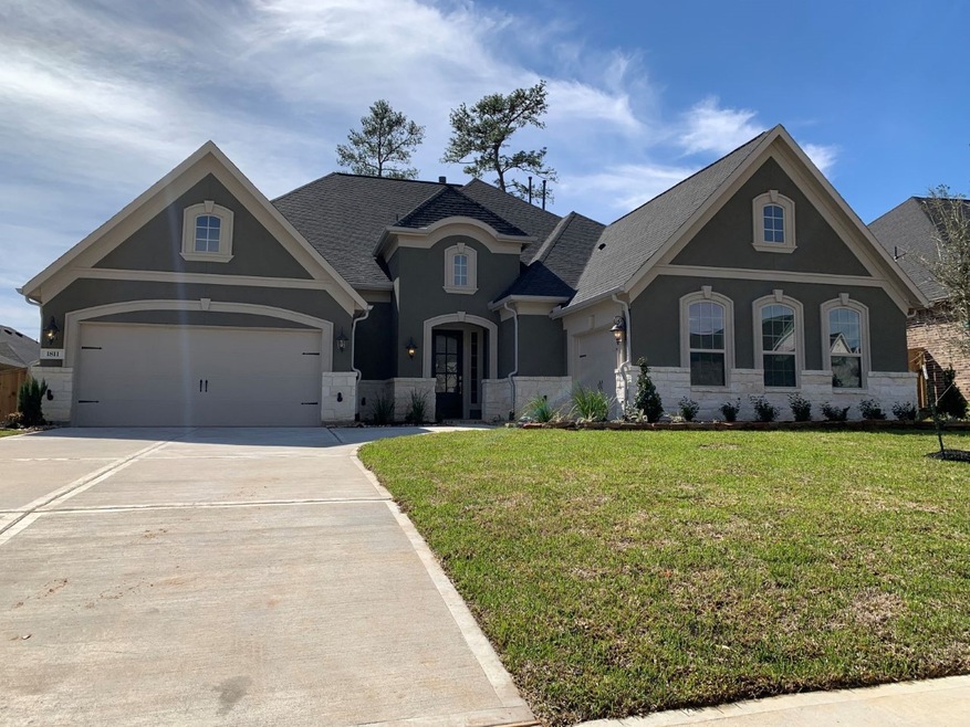 1811 Woodtrace Blvd, Pinehurst, TX 77362 - photo 1