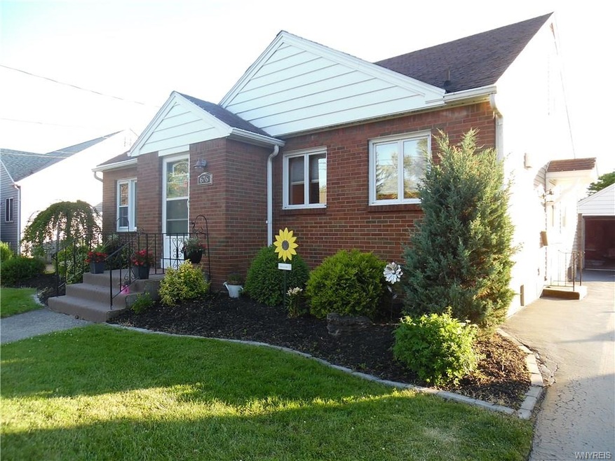 676 Barrally St, North Tonawanda, NY 14120 - photo 1