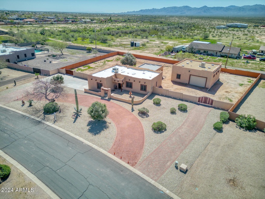 24813 W Red Robin Dr Wittmann - 200_1