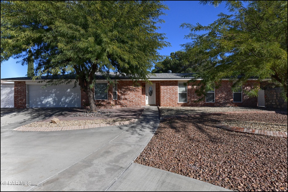 1638 Common Dr, El Paso, TX 79936 - photo 1