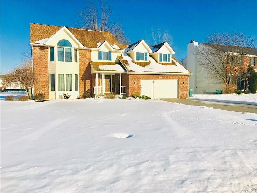 7297 Balla Dr, North Tonawanda, NY 14120 - photo 1