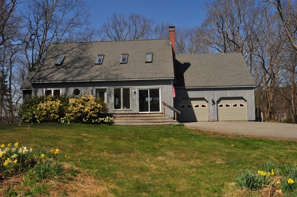 9 Pepperrell Rd, Kittery Point, ME 03905 - photo 1