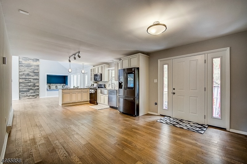 1004 Hillside Ave, Newton, NJ 07860 - photo 1