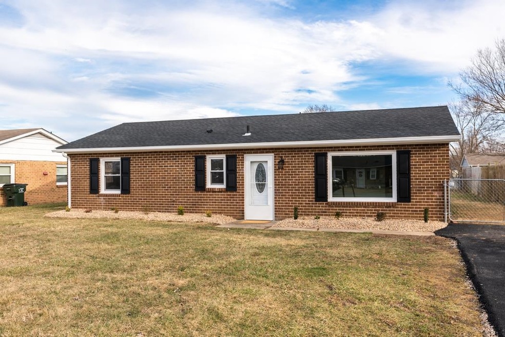 15 Manton Ln, Verona, VA 24482 - photo 1