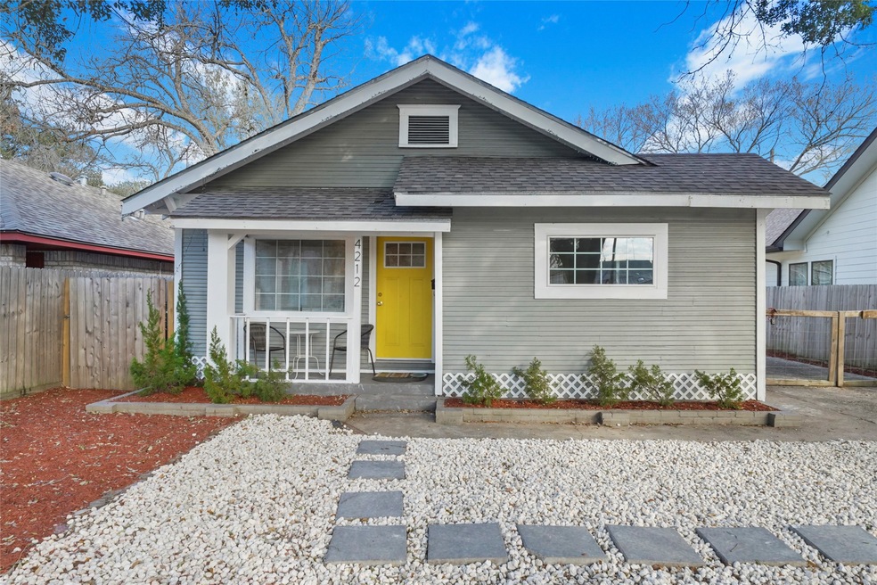 4212 Siegel St, Houston, TX 77009 - photo 1