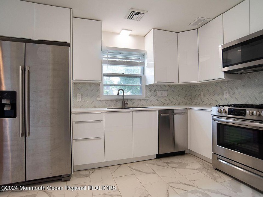 270 Berger Ave unit WINTER, Oakhurst, NJ 07755 - photo 1