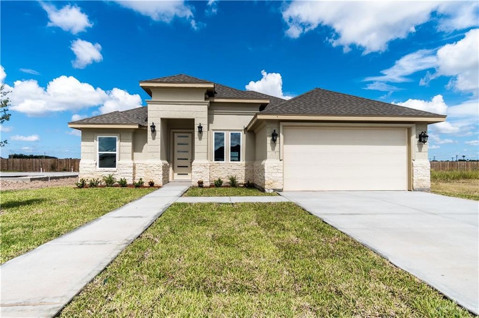 915 Thomas Ln, Alamo, TX 78516 - photo 1